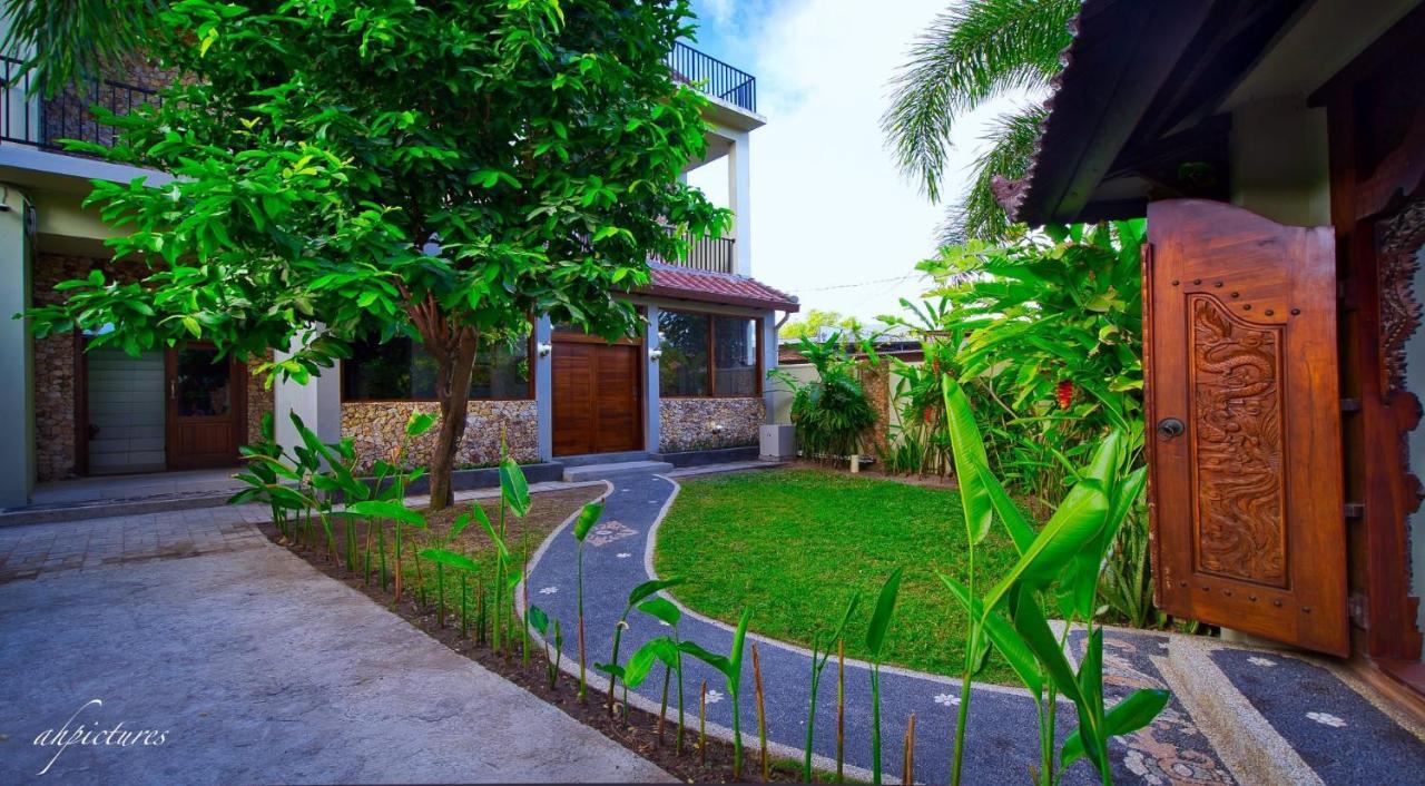 Dalai Tropical Hotel Kuta  ภายนอก รูปภาพ