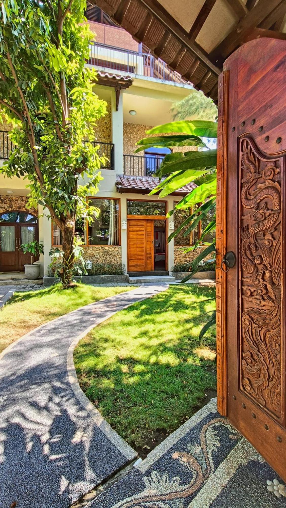 Dalai Tropical Hotel Kuta  ภายนอก รูปภาพ