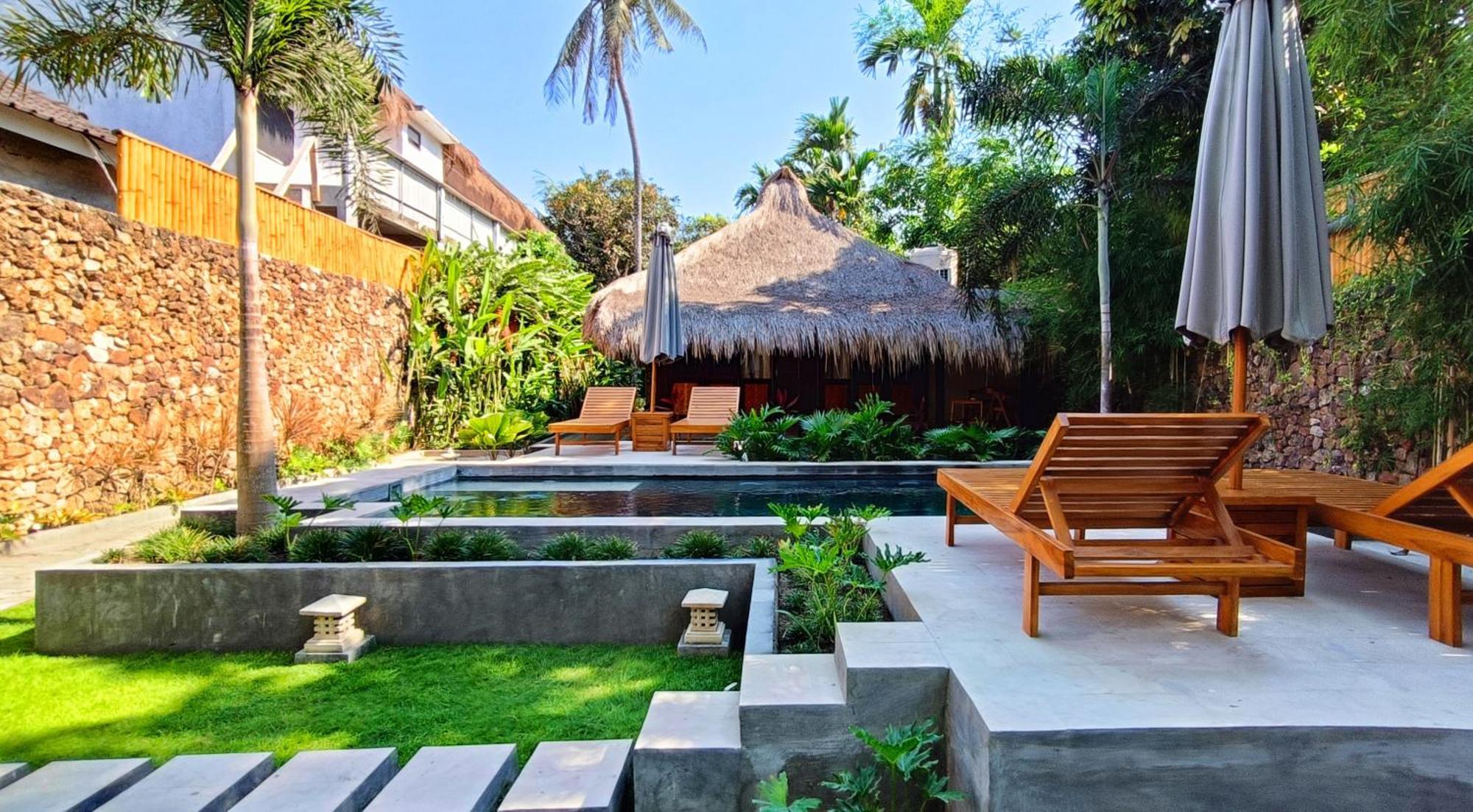 Dalai Tropical Hotel Kuta  ภายนอก รูปภาพ