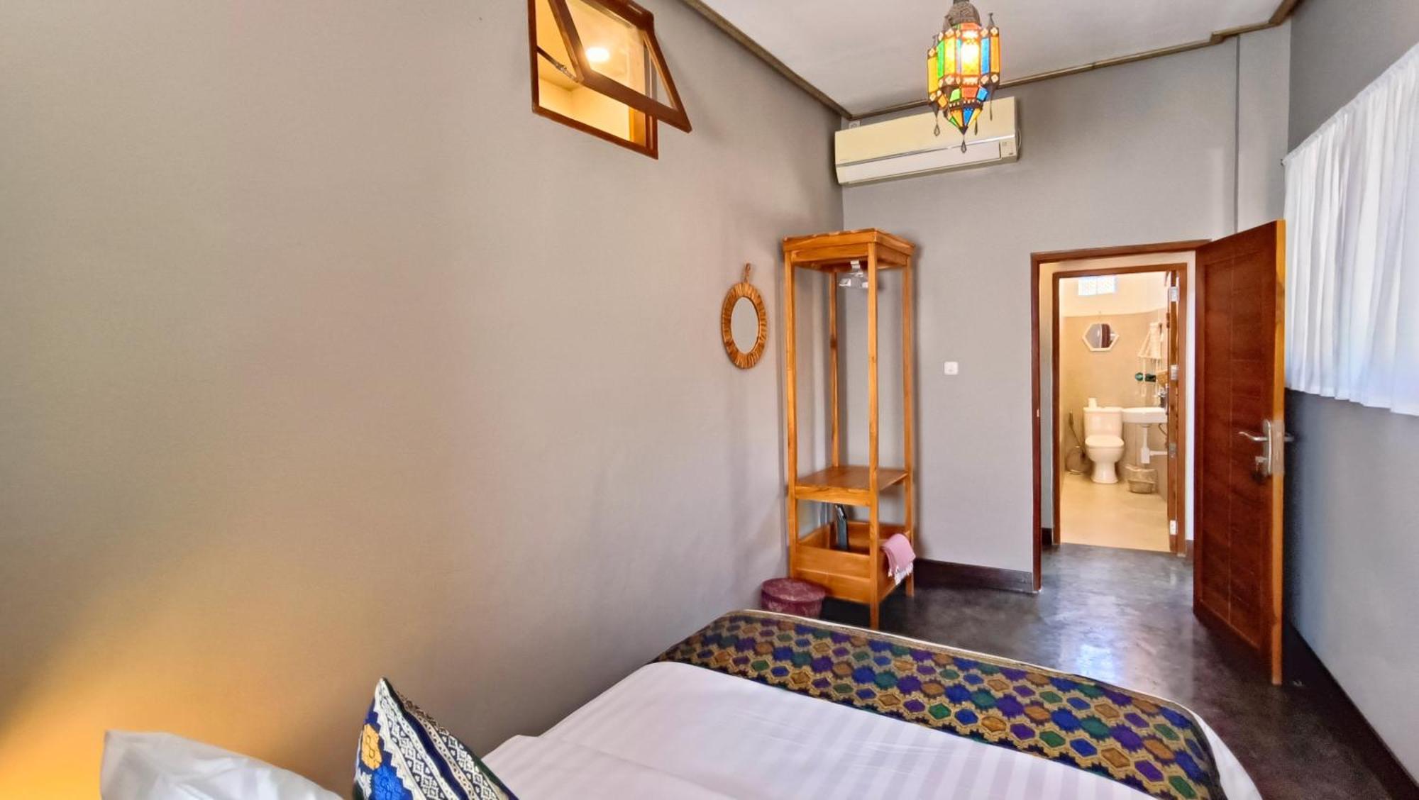 Dalai Tropical Hotel Kuta  ภายนอก รูปภาพ